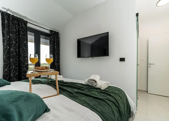 Antea Dalmacija Zadarvillas * Privlaka