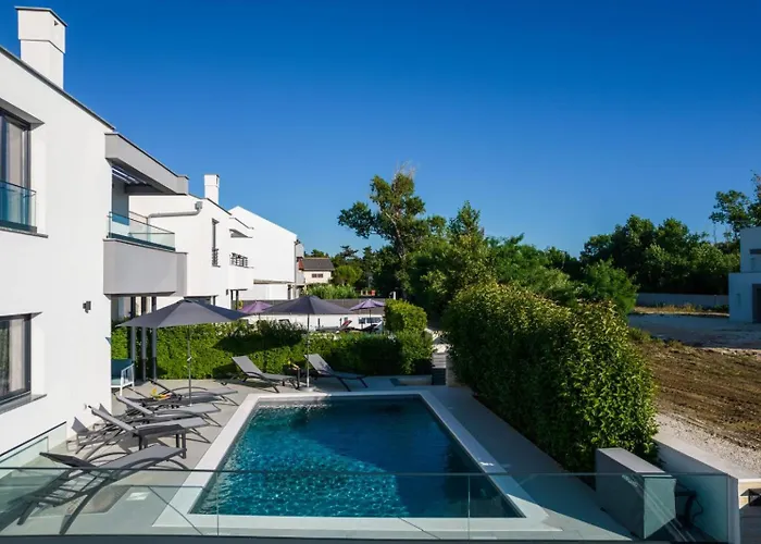 Antea Dalmacija Zadarvillas فيلة